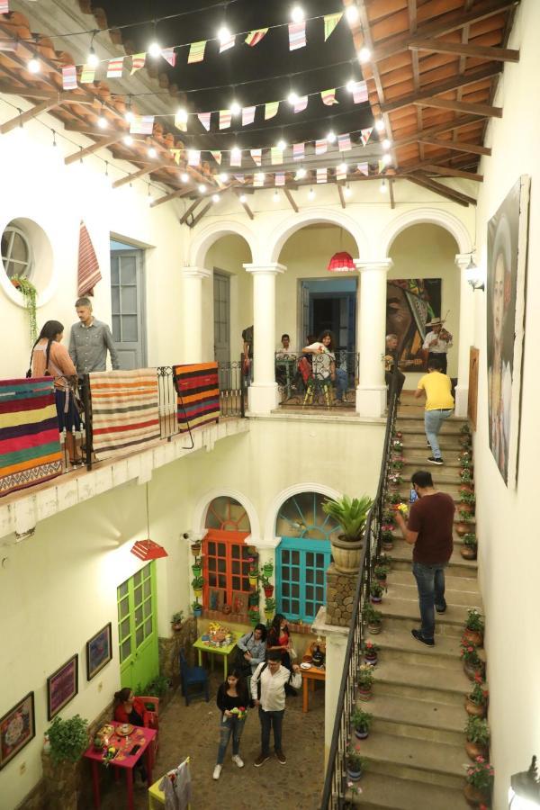 Hostel Cultural Pata Y Perro Tarija Exterior photo