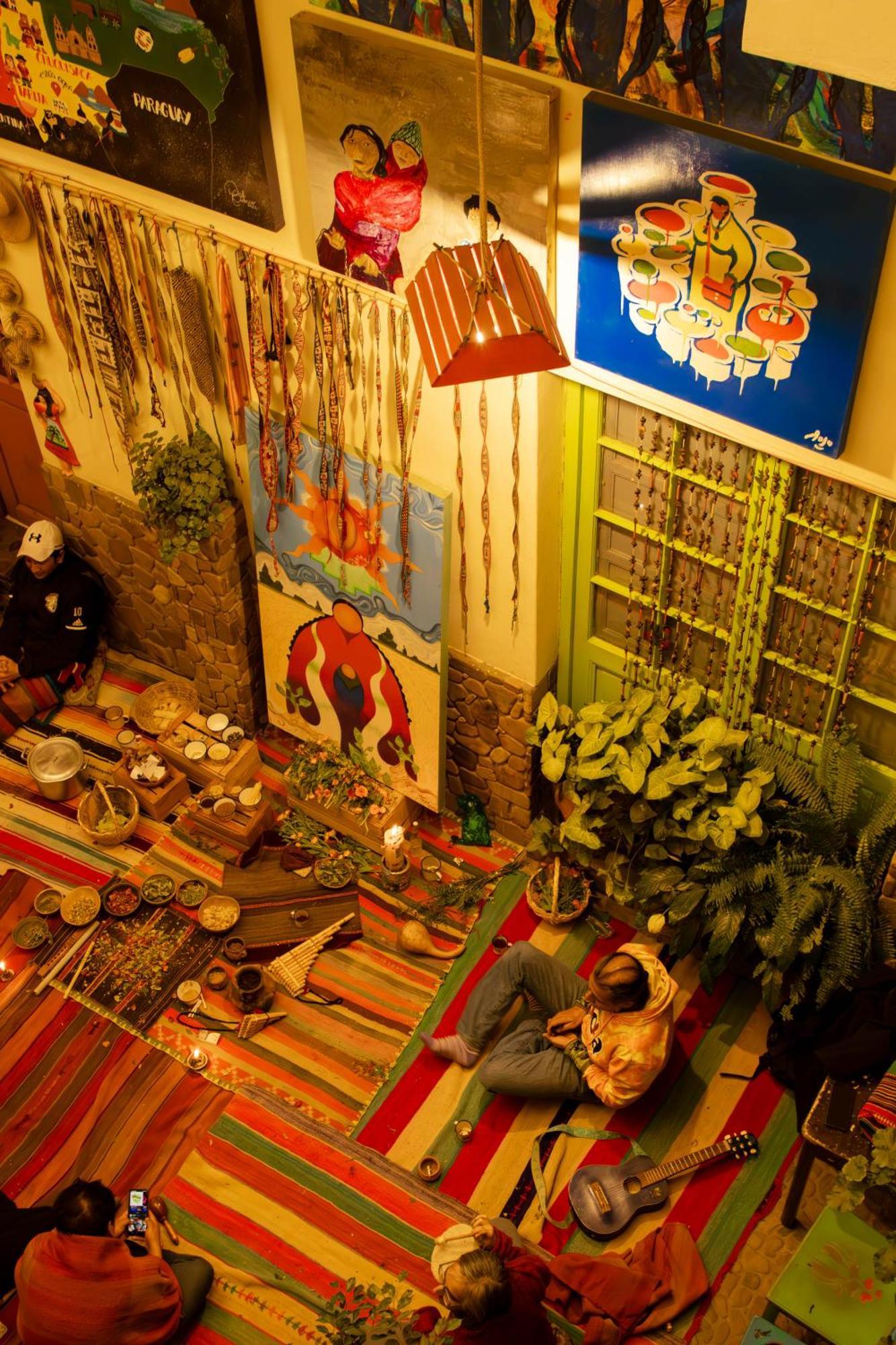 Hostel Cultural Pata Y Perro Tarija Exterior photo